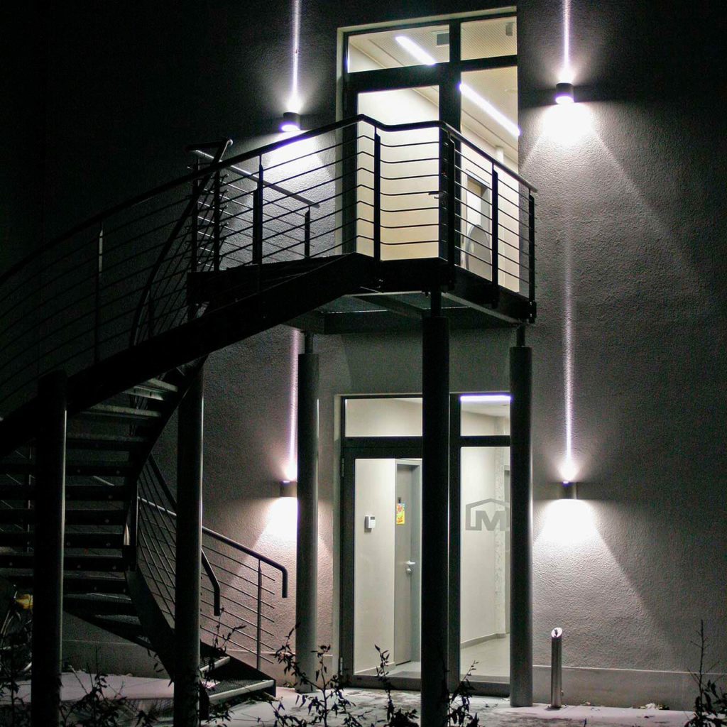 A modern illuminated outdoor staircase.