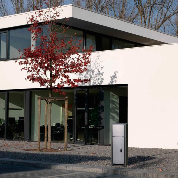 Energiesäulen für Außen Albert Leuchten