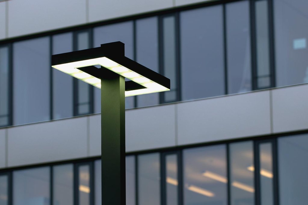 A pole light with LED technology testifies to exceptional quality