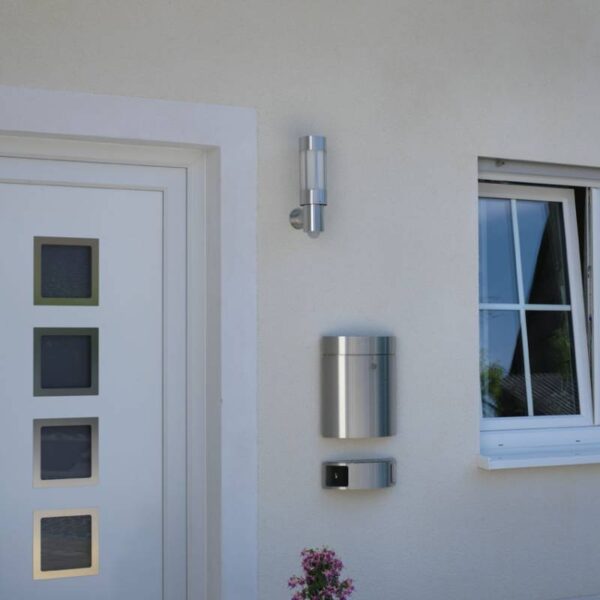 Wall light Stainless steel Milieu picture Article 690241